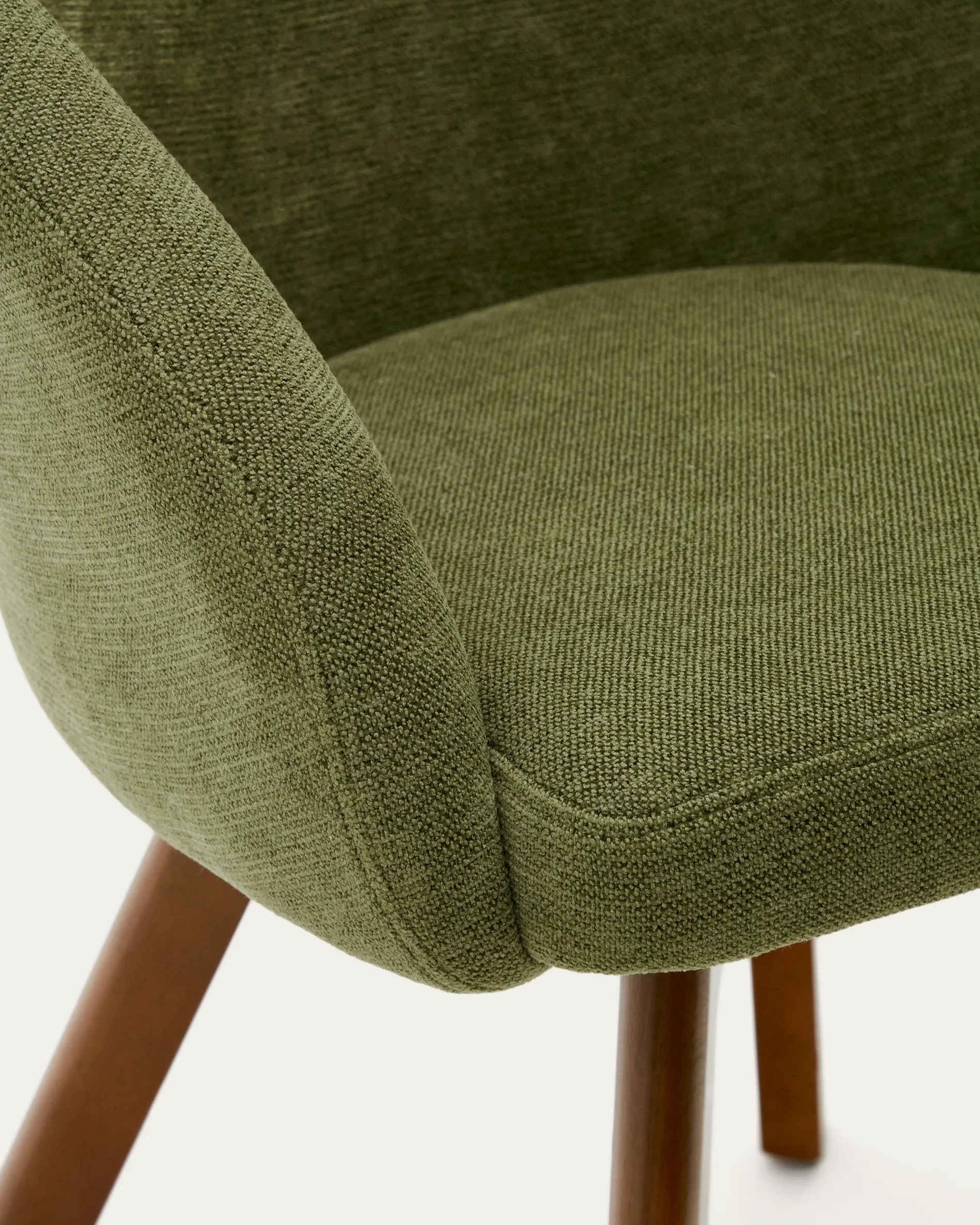 Поворотное кресло La Forma Marvin зеленый шенил ножки из ясеня 181479