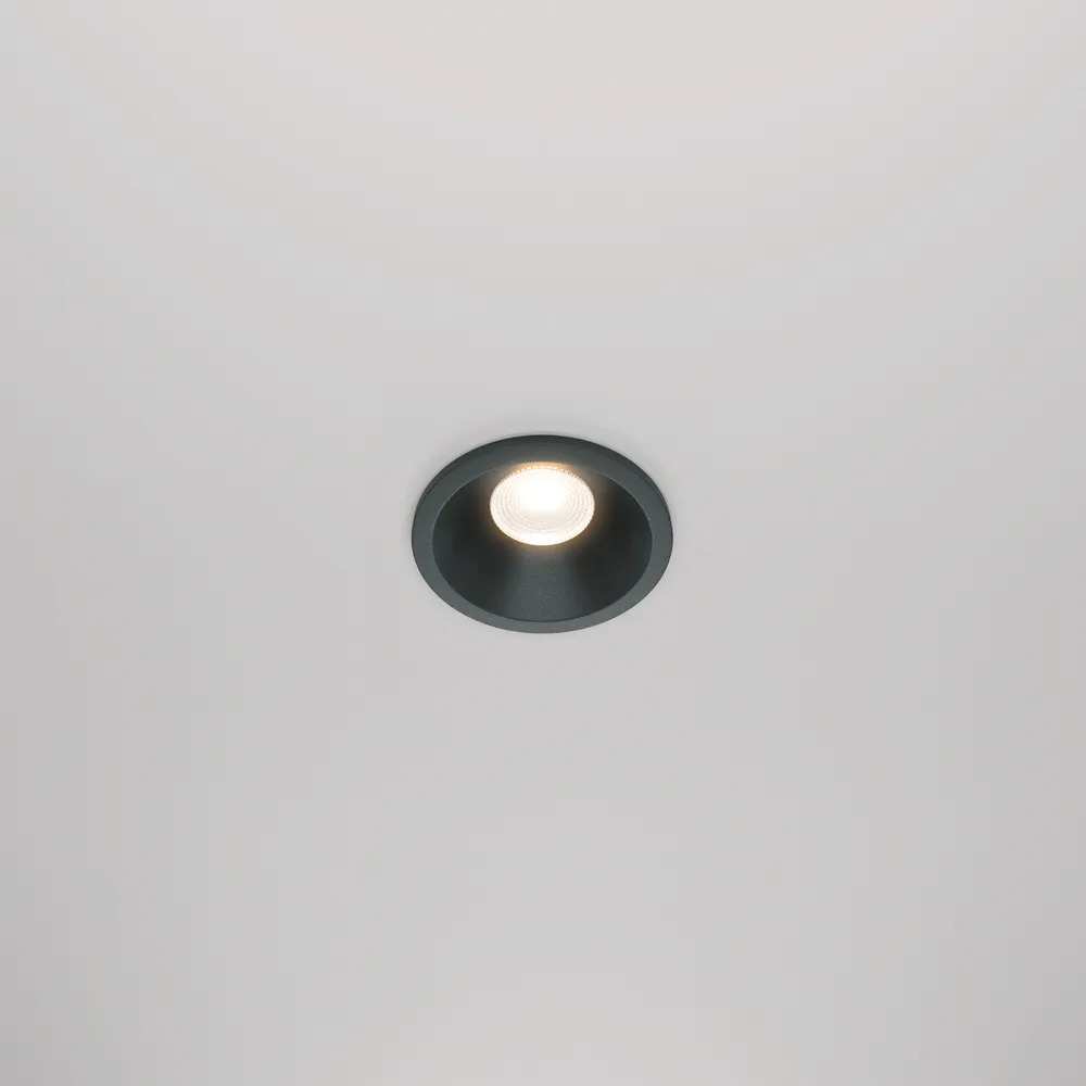Точечный встраиваемый светильник Maytoni Zoom DL034-01-06W3K-B