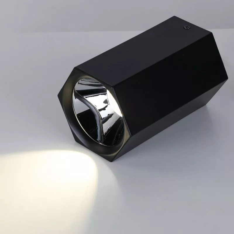 Точечный накладной светильник Favourite Hexahedron 2396-1U