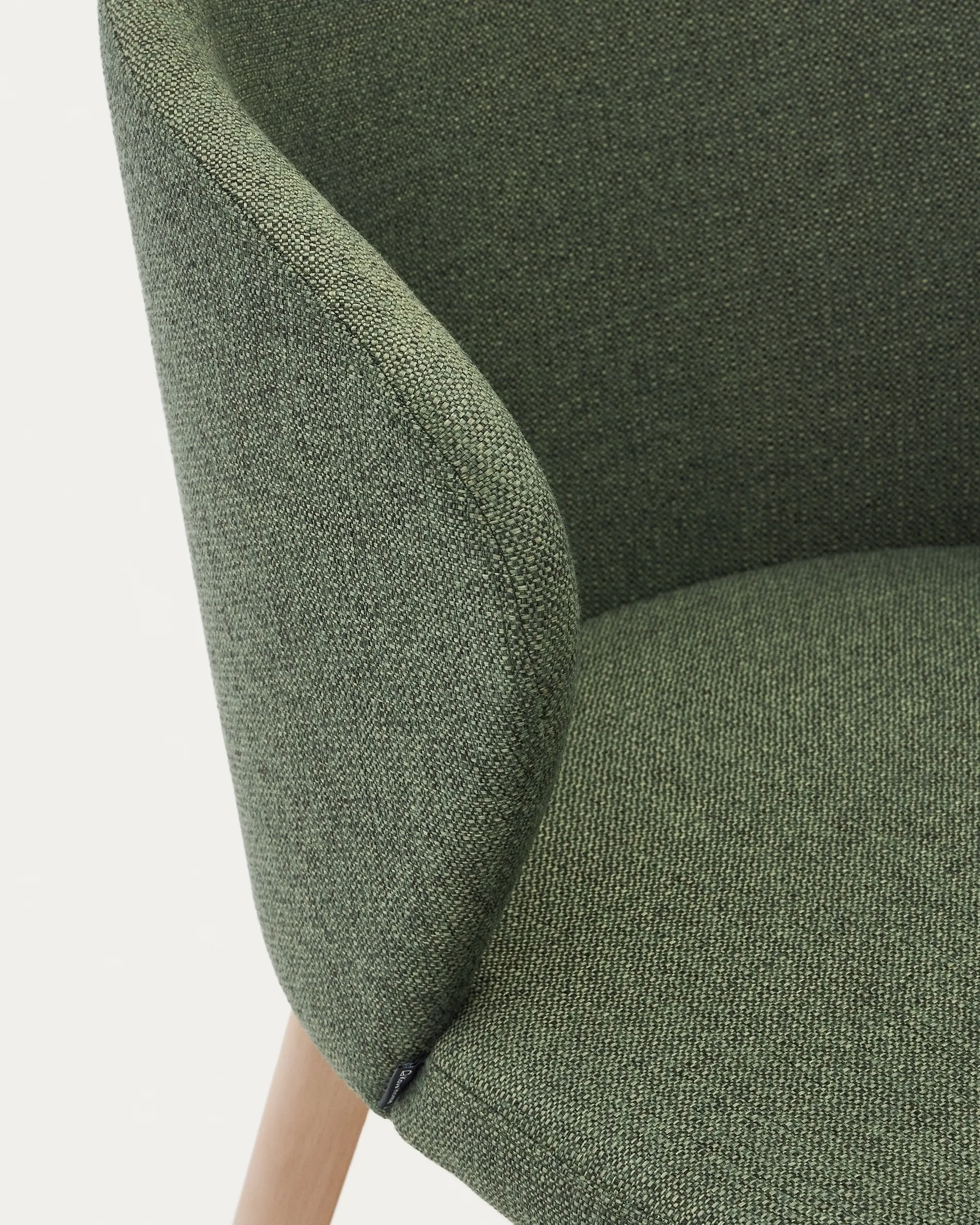 Кресло La Forma Darice зеленый шенилл ножки с натуральной отделкой 181592