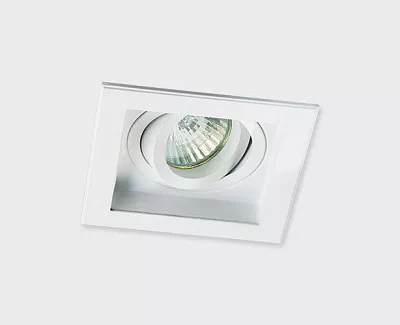 Точечный встраиваемый светильник ITALLINE DY-1681 white