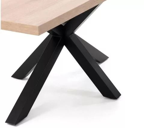 Обеденный стол La Forma Arya 160x100 из МДФ с черными