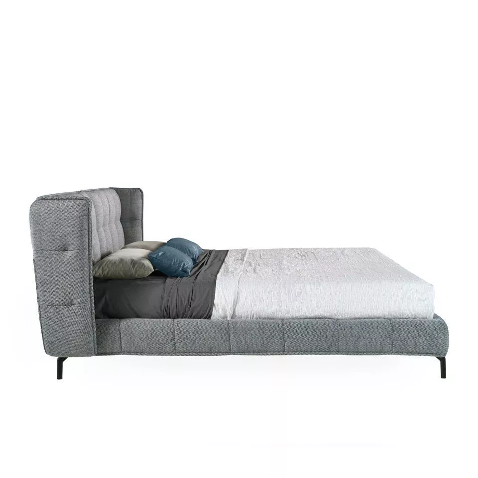 Двуспальная кровать с мягким изголовьем Angel Cerda K3229C