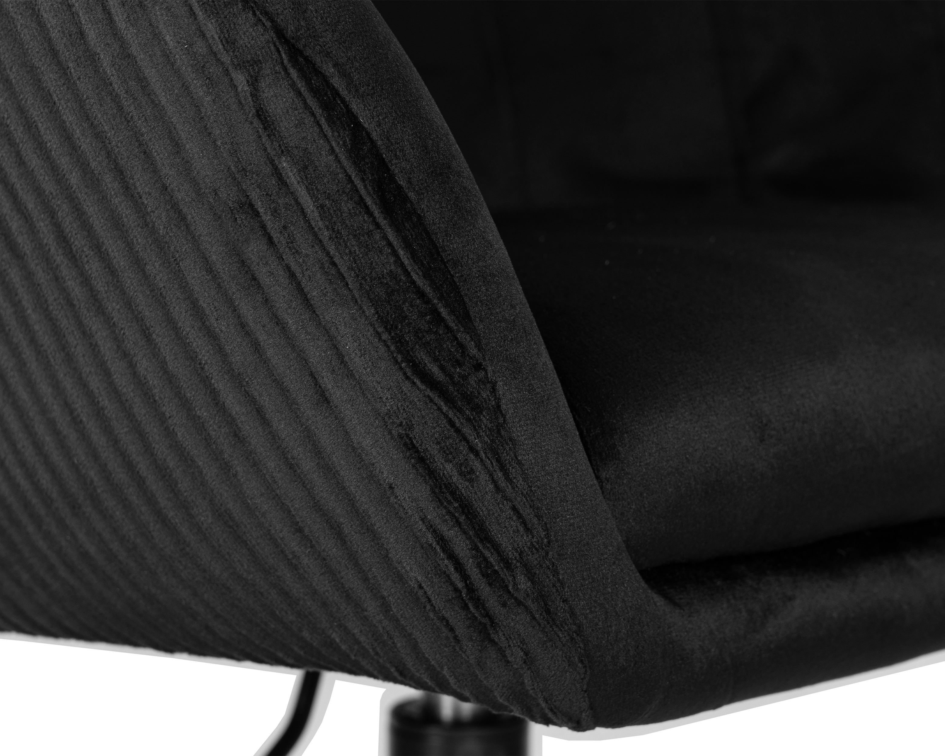 Кресло дизайнерское DOBRIN EDISON BLACK черный велюр 1922-21